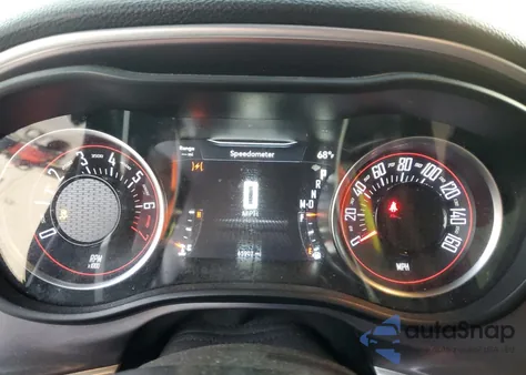 2020 Dodge Challenger Sxt z USA, uszkodzony, nr VIN 2C3CDZAG8LH243433